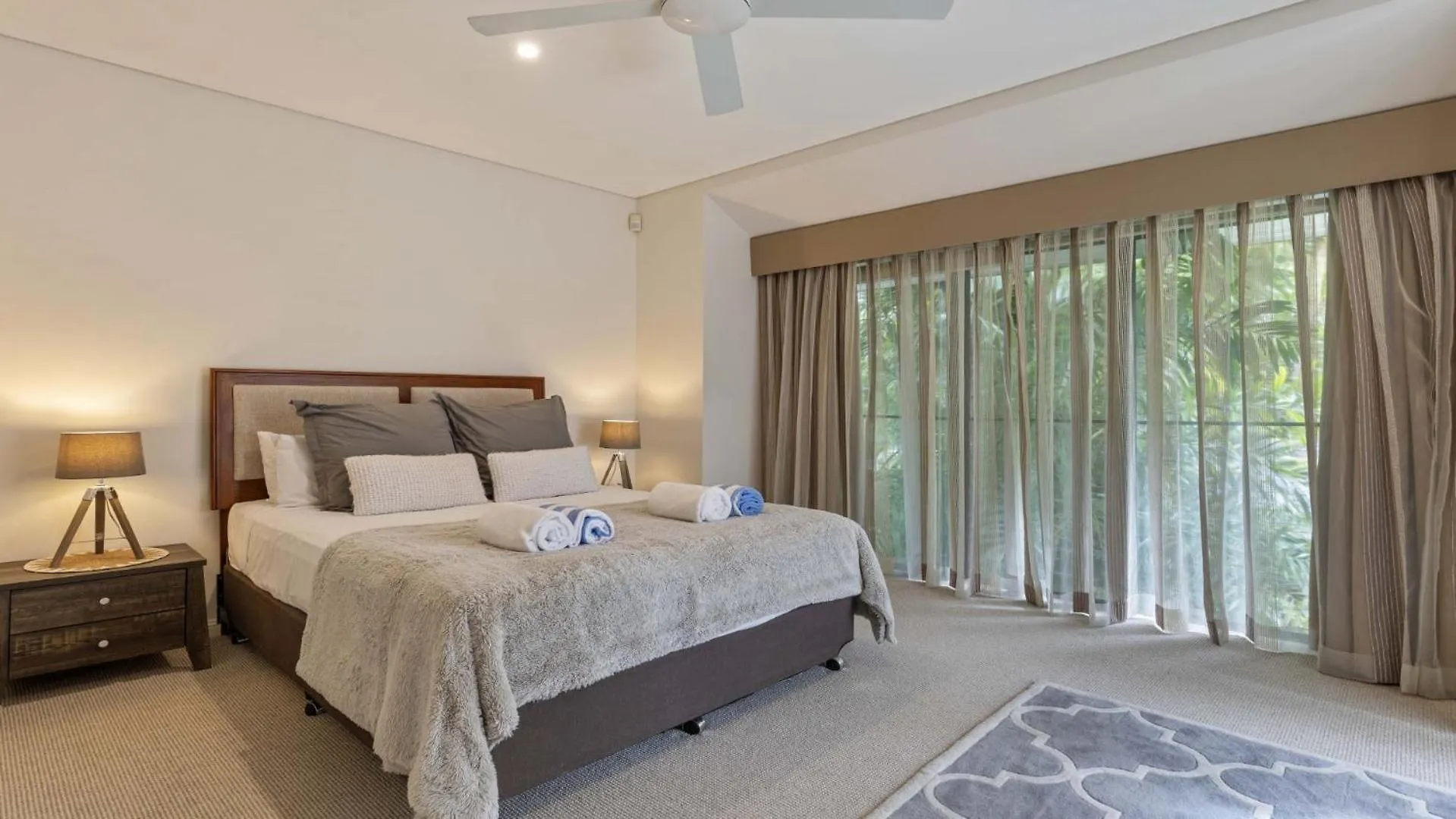 Villa Lumina Port Douglas